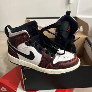 Nike Black and Red Kids' Sneakers